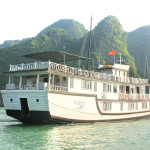 Halong Legacy cruise Overview1