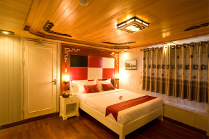 Legacy Cruise Halong Cabin