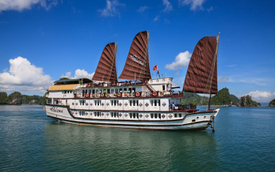 Paloma Cruise Halong Overview