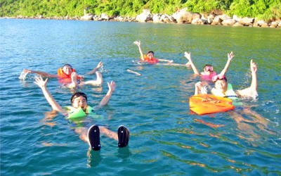 Snorkeling and Diving on Cham Island
