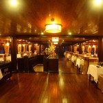 Au Co Cruise Restaurant